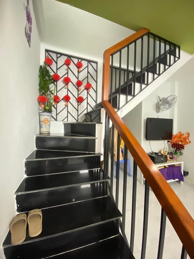 Nhà 2 tầng 78m² mặt tiền 6m Ông Ích Khiêm, Hải Châu — gần chợ, gần trường học, gần bệnh viện, tiềm năng tăng giá