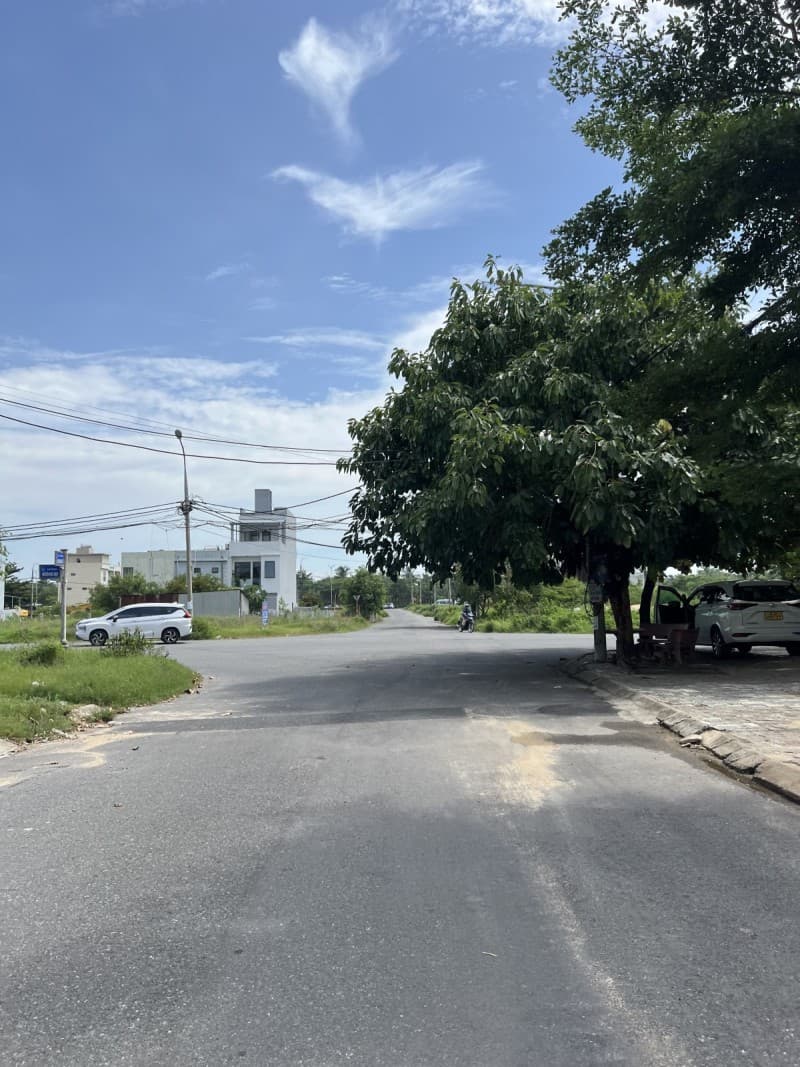 Nhà cấp 4 163m² mặt tiền 6.5m Nguyễn Hữu Cầu, Ngũ Hành Sơn — gần biển, gần trường học, tiềm năng kinh doanh, mặt tiền đường lớn