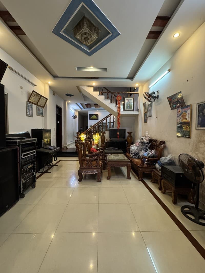 Nhà 2 tầng 175m² mặt tiền 7.4m Nguyễn Chánh, Liên Chiểu — gần biển, gần chợ, gần trường học, tiềm năng kinh doanh