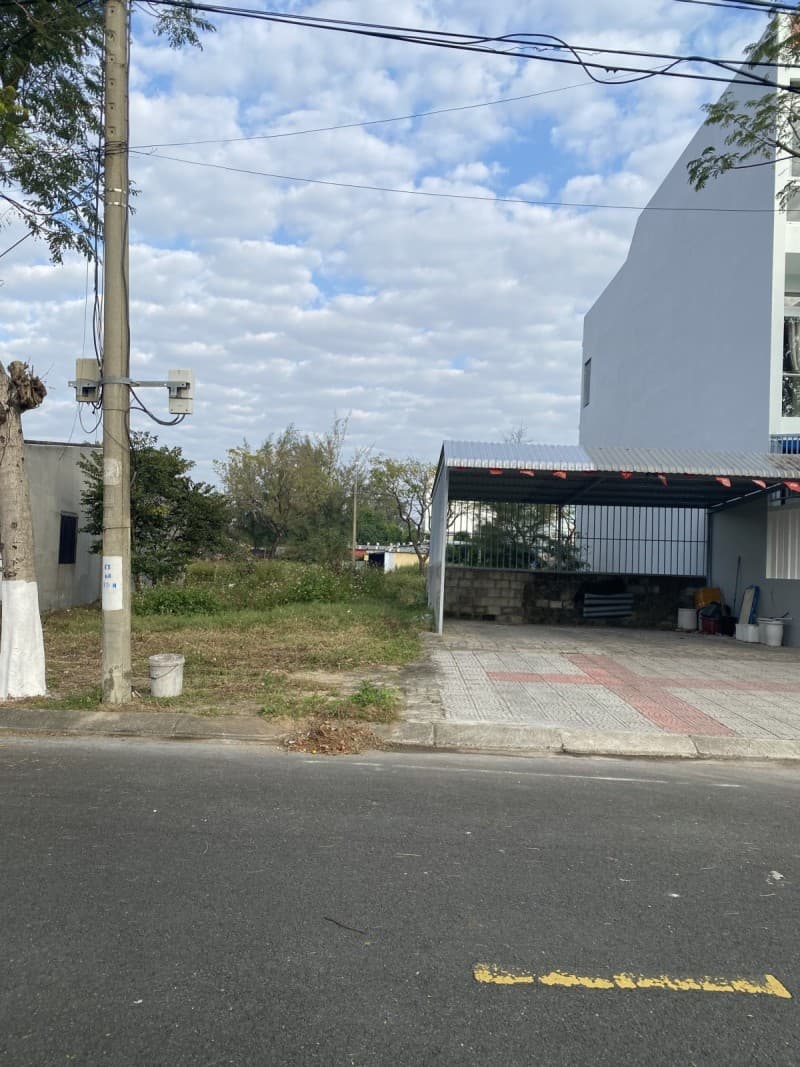 Đất 200m² mặt tiền 10m Võ Văn Đồng, Ngũ Hành Sơn — gần biển, tiềm năng kinh doanh, mặt tiền đường lớn, ô tô đỗ cửa