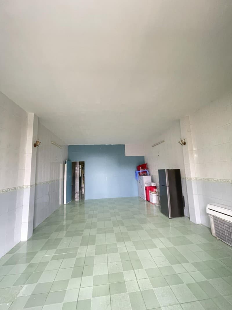 Nhà 2 tầng 104m² mặt tiền 5m Dương Thạc, Sơn Trà — gần biển, mặt tiền đường lớn, ô tô đỗ cửa, có dòng tiền