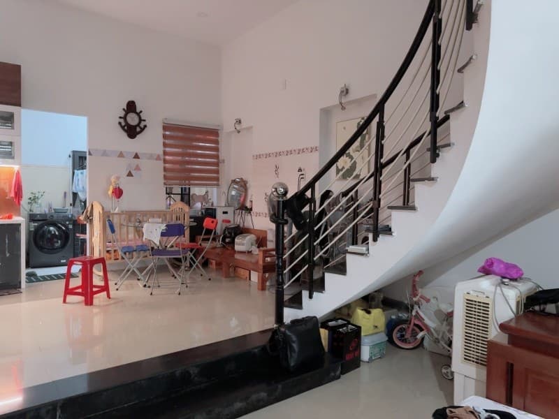 Nhà 2 tầng 90m² mặt tiền 5m Nguyễn Thuật, Cẩm Lệ — mặt tiền đường lớn, ô tô đỗ cửa