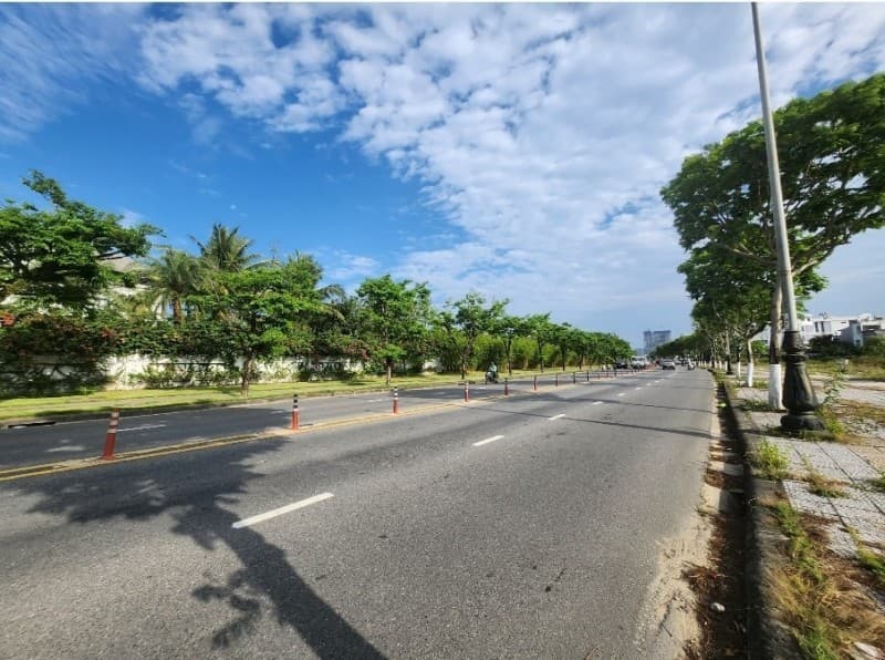 Đất 306m² mặt tiền 10m Trường Sa, Ngũ Hành Sơn — gần biển, gần trường học, mặt tiền đường lớn, ô tô đỗ cửa