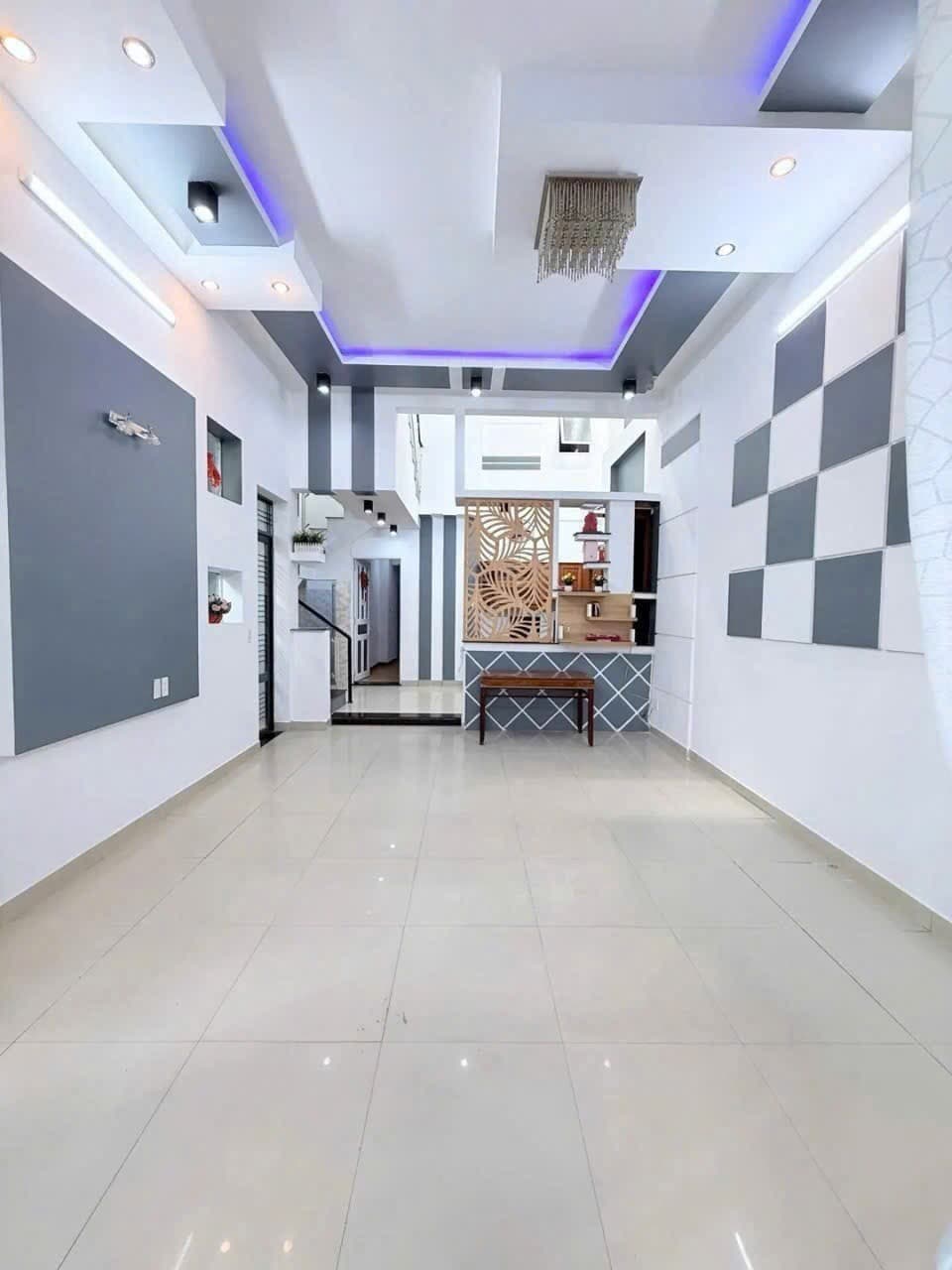 Nhà 2 tầng 80.5m² mặt tiền 5.6m Hà Huy Tập, Thanh Khê — gần chợ, gần trường học, tiềm năng kinh doanh, ô tô đỗ cửa